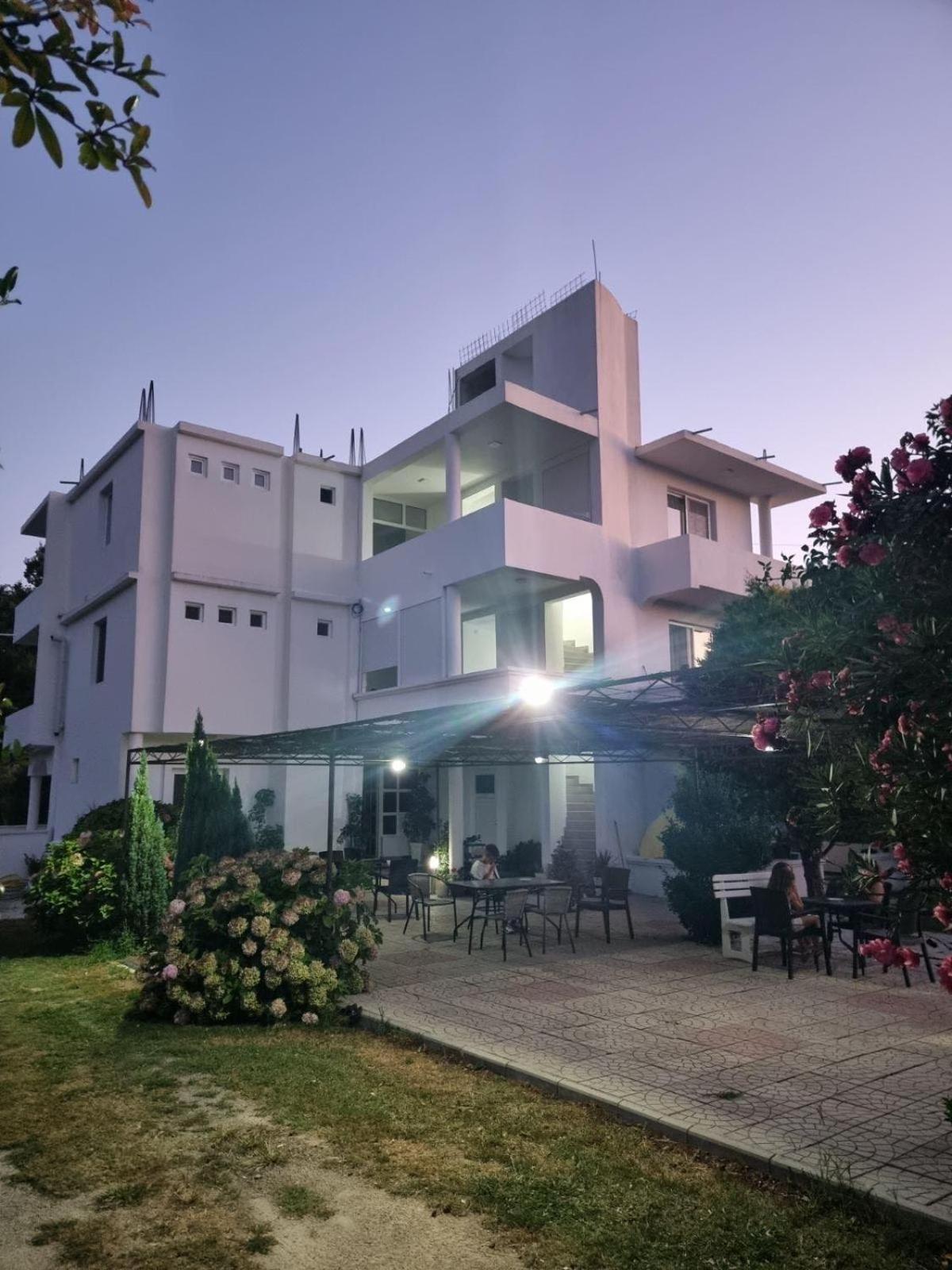 Casa Gazi Hotell Ulcinj Exteriör bild
