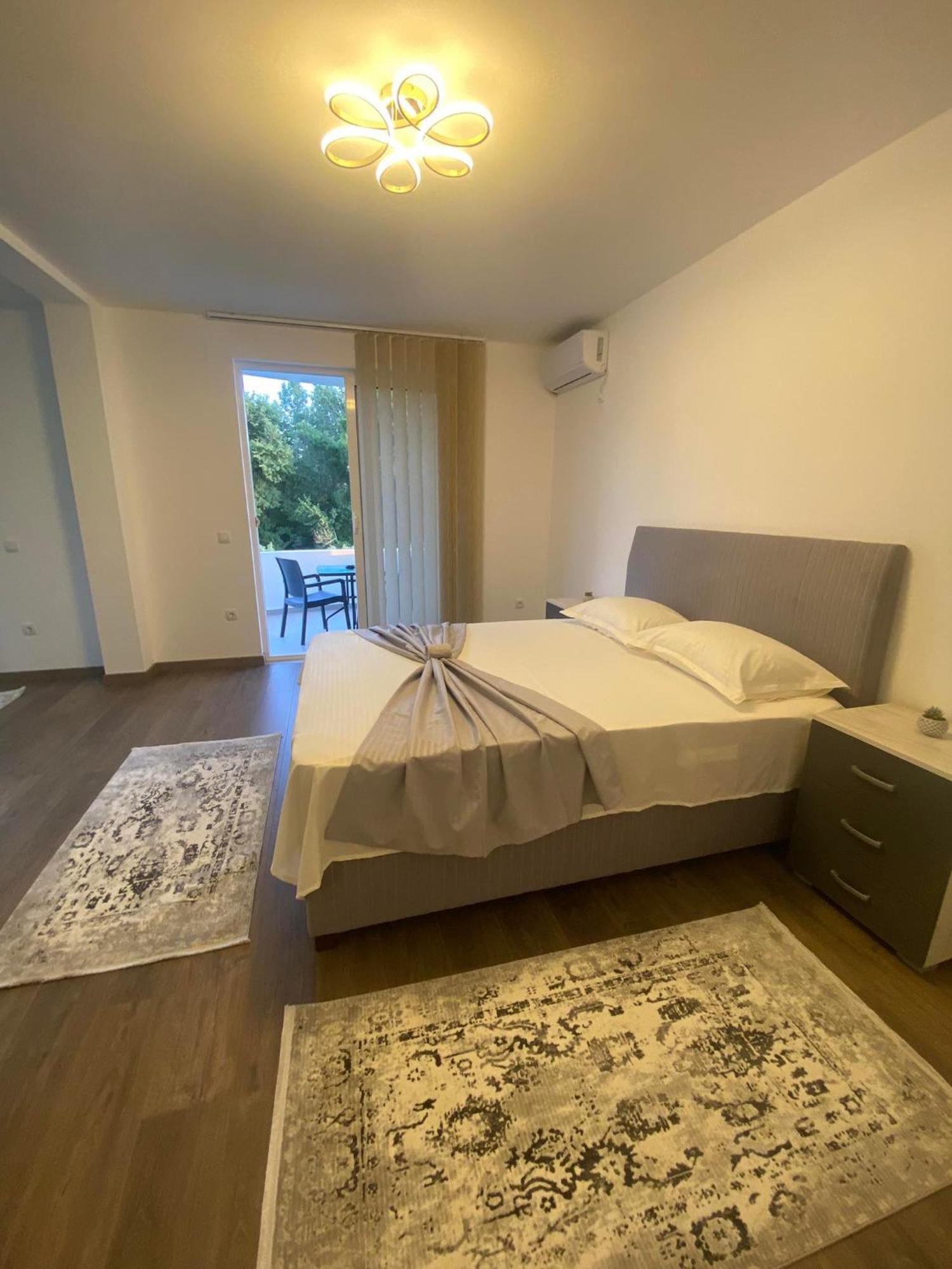 Casa Gazi Hotell Ulcinj Exteriör bild